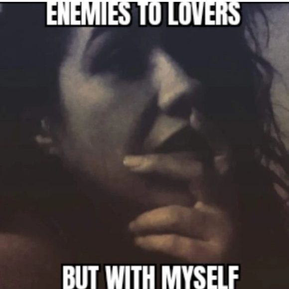 Meet your Posher, Kelli - Picture 2 of 7